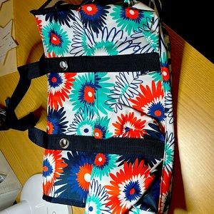 Thirty-one bag new in tote.